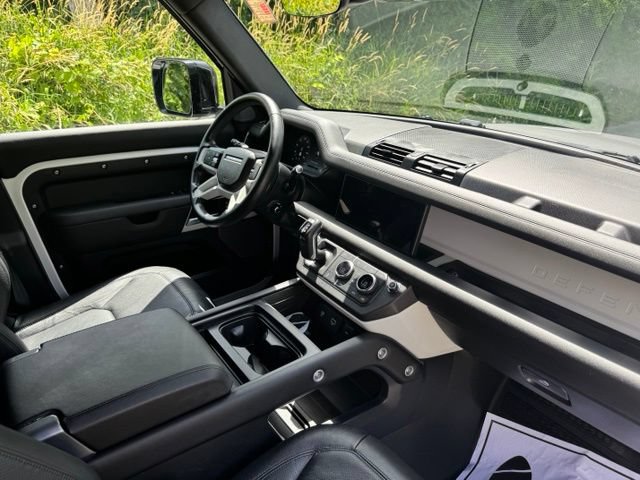 Used 2024 Land Rover Defender 110 S AWD/4WD image 19