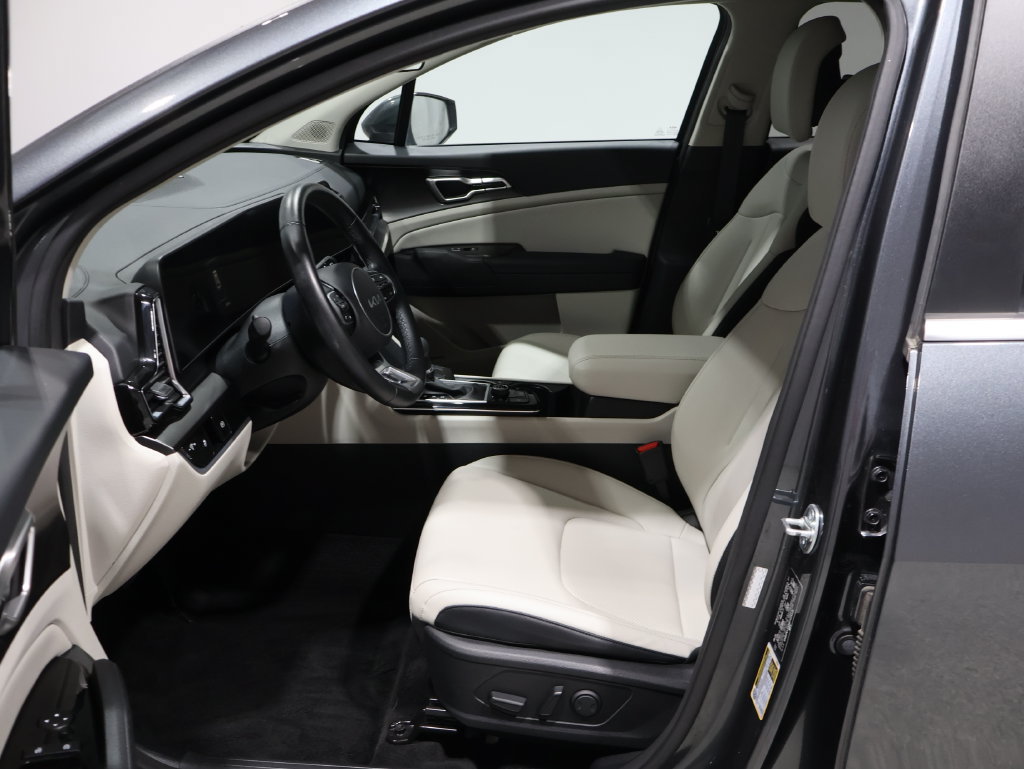 Used 2024 Kia Sportage EX AWD/4WD image 10