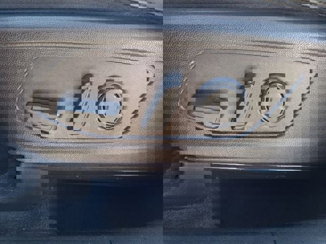 Used 2021 Kia Sorento SX image 18