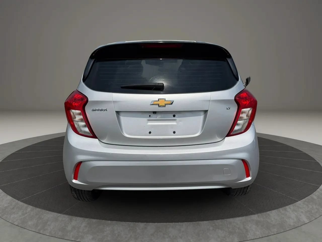 Used 2021 Chevrolet Spark LT FWD image 6