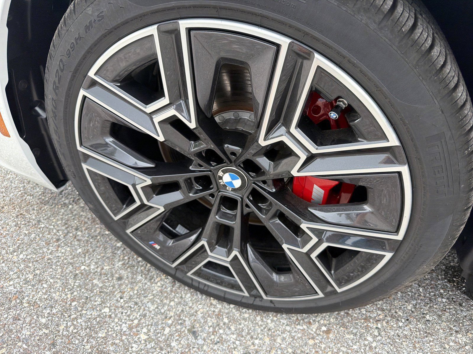 New 2027 BMW 550e xDrive w/ Executive Package AWD/4WD image 10