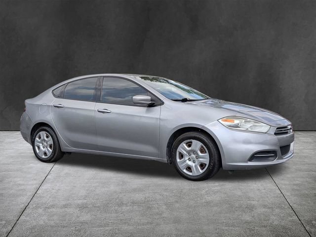 Used 2015 Dodge Dart SE w/ Convenience Group FWD image 2