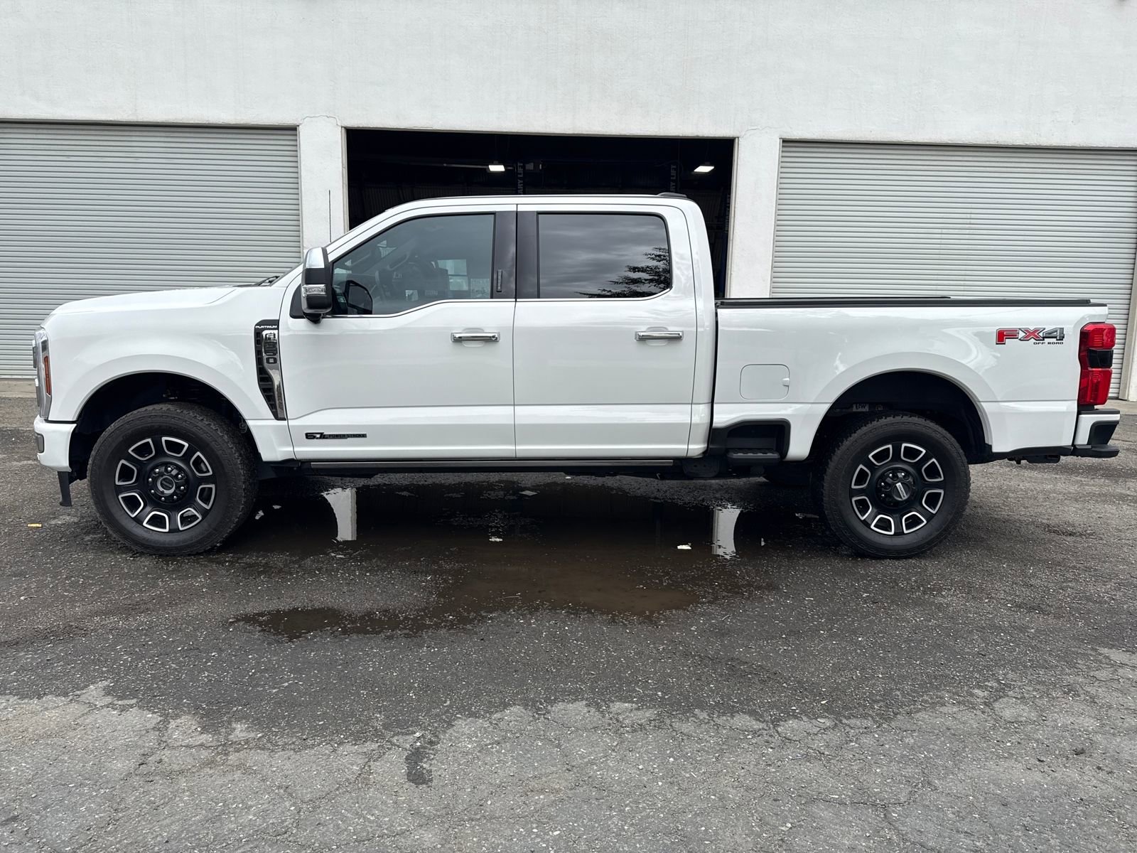 Certified 2024 Ford F350 Platinum w/ FX4 Off-Road Package image 2