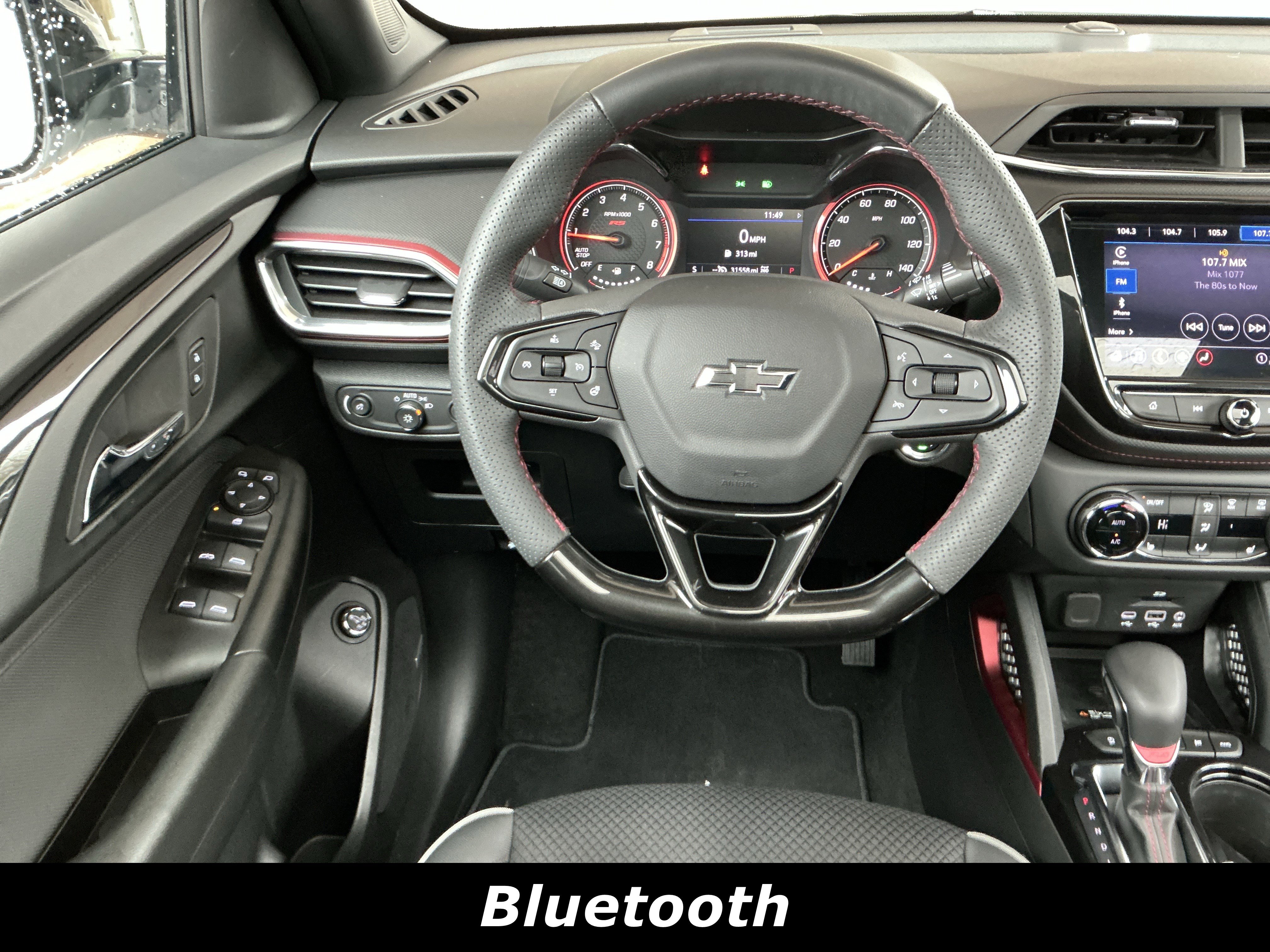 Used 2023 Chevrolet TrailBlazer RS w/ Sun and Liftgate Package image 5