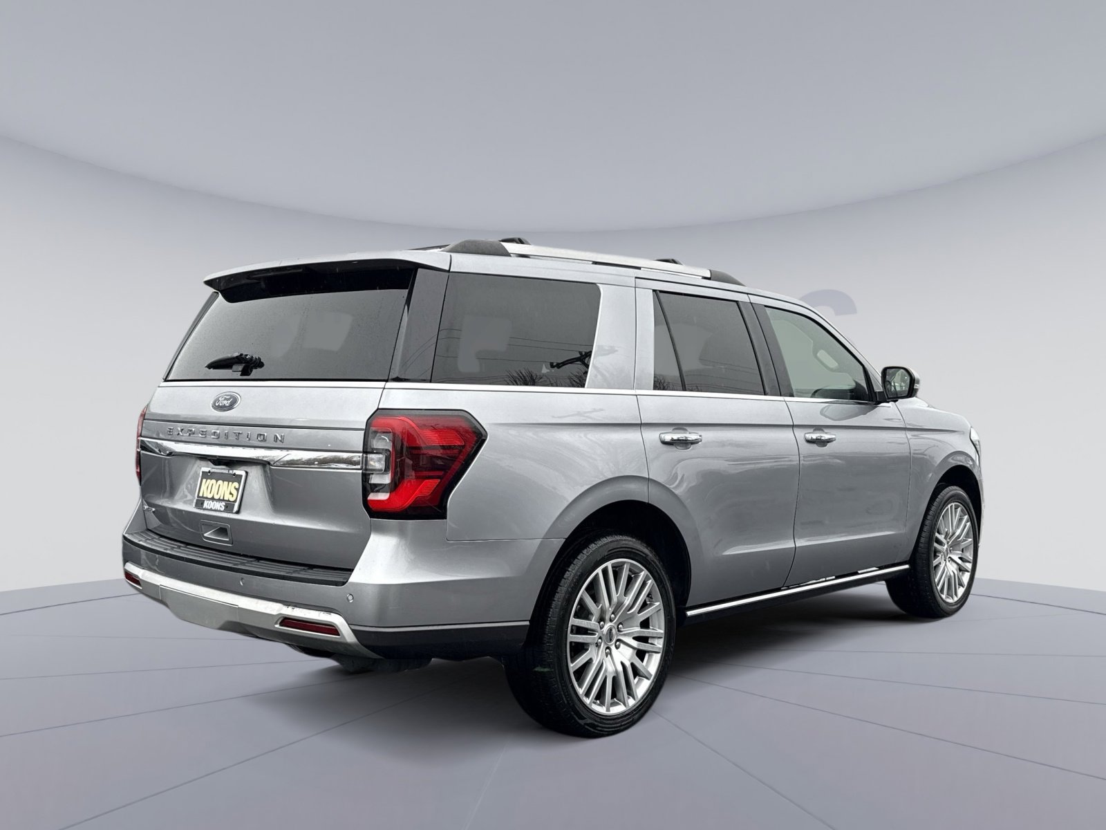 Used 2024 Ford Expedition Limited image 7