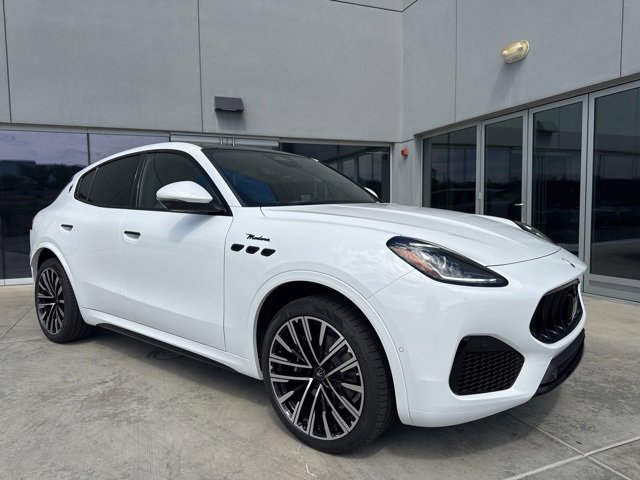 New 2025 Maserati Grecale Modena