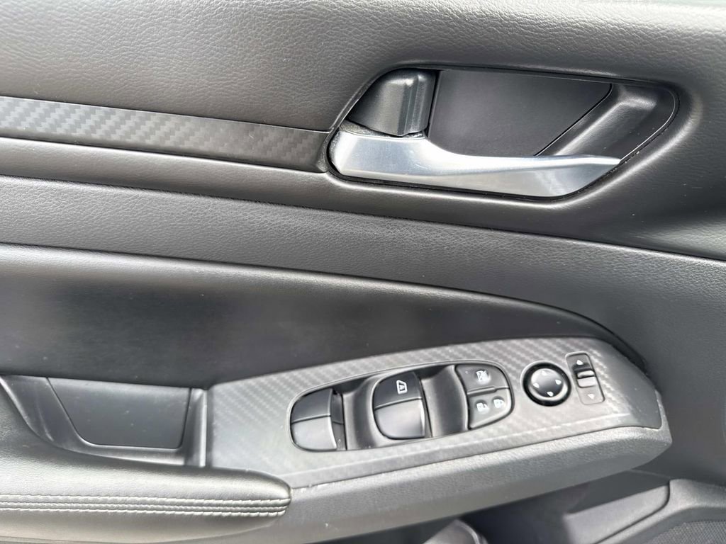 Certified 2024 Nissan Altima 2.5 SV image 19