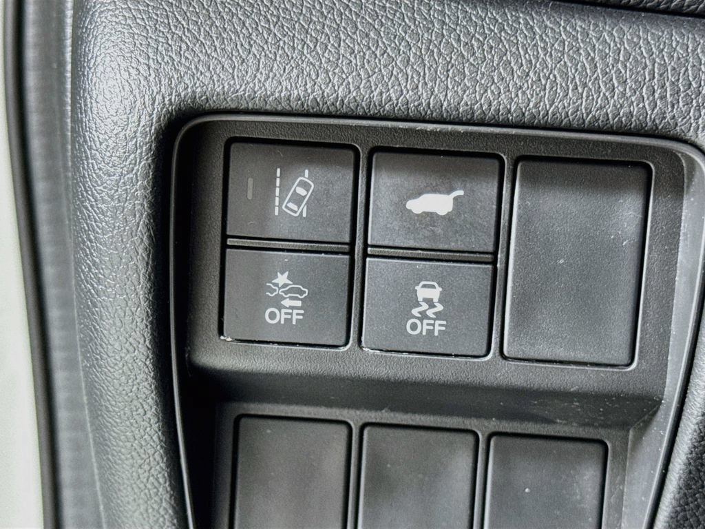 Used 2017 Honda CR-V Touring image 16