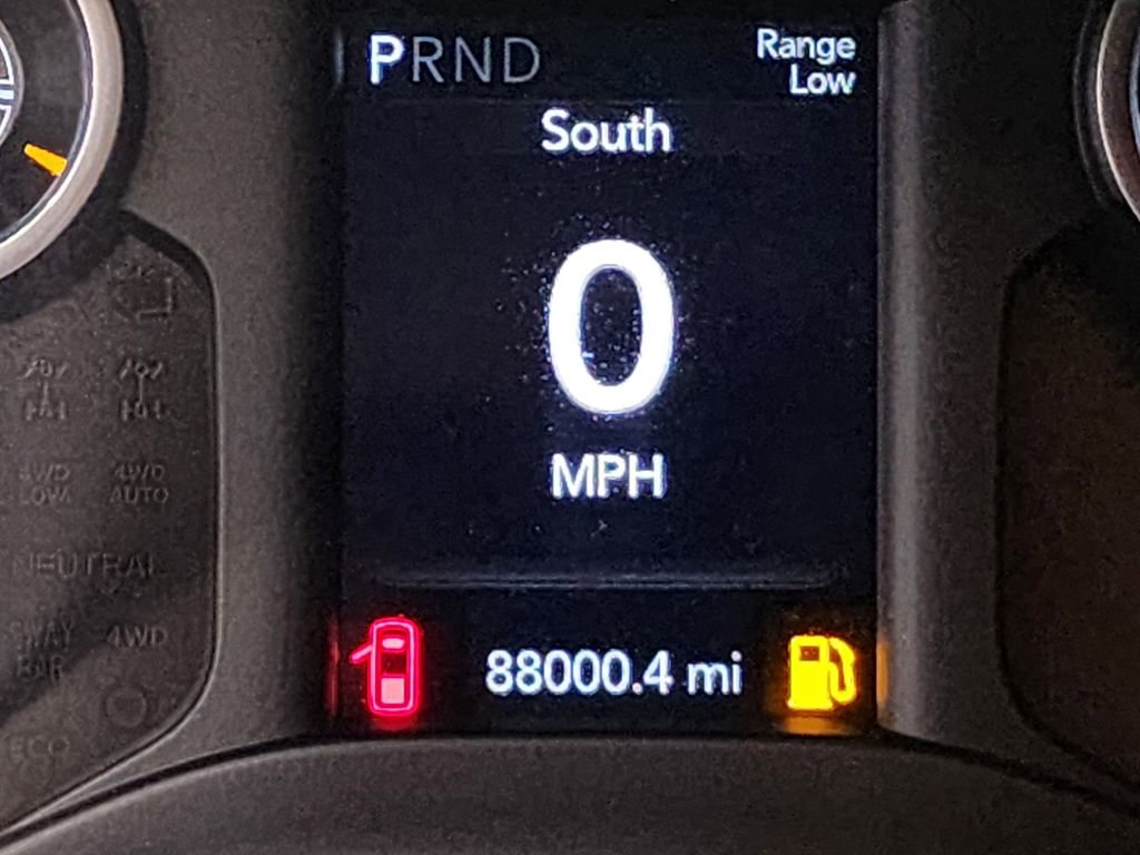 Used 2019 RAM 3500 Tradesman w/ Chrome Appearance Group image 15