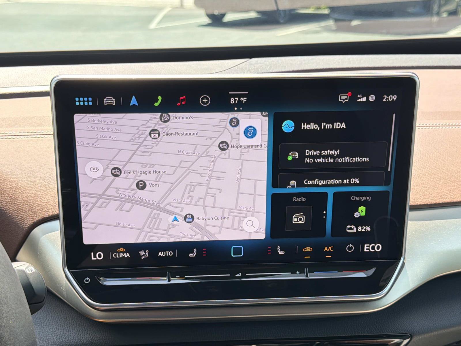 Certified 2025 Volkswagen ID.4 Pro AWD/4WD image 21