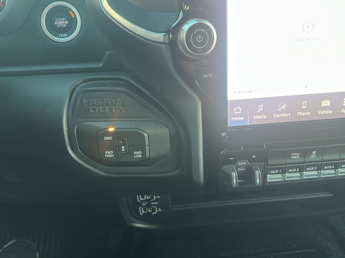 New 2026 RAM 5500 4x4 Regular Cab image 15