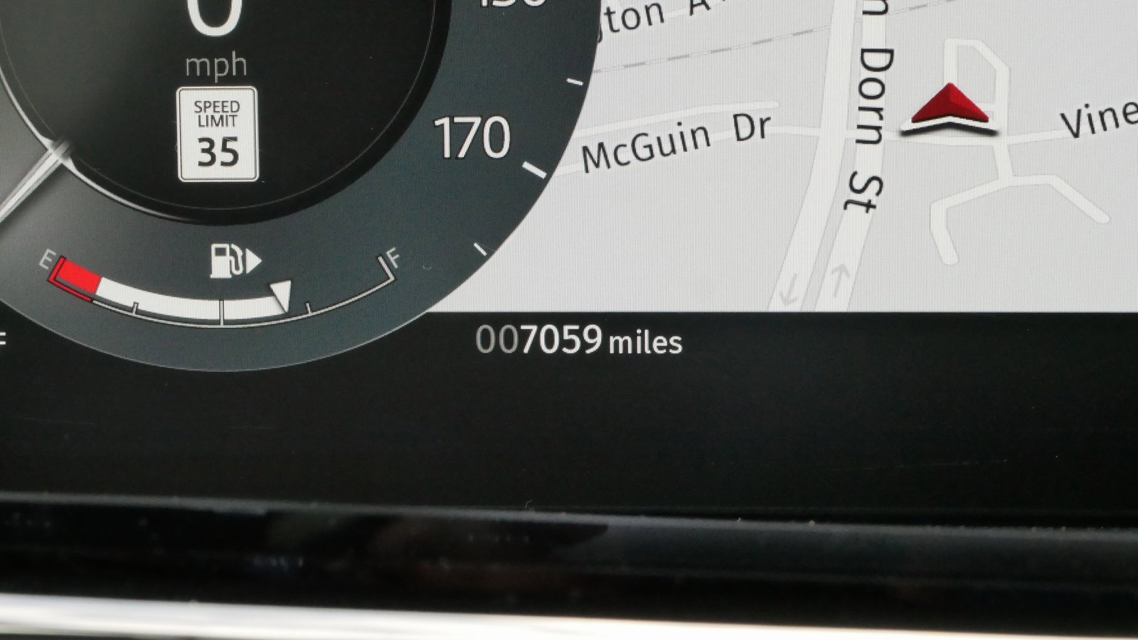 Used 2024 Land Rover Range Rover Evoque Dynamic SE image 48