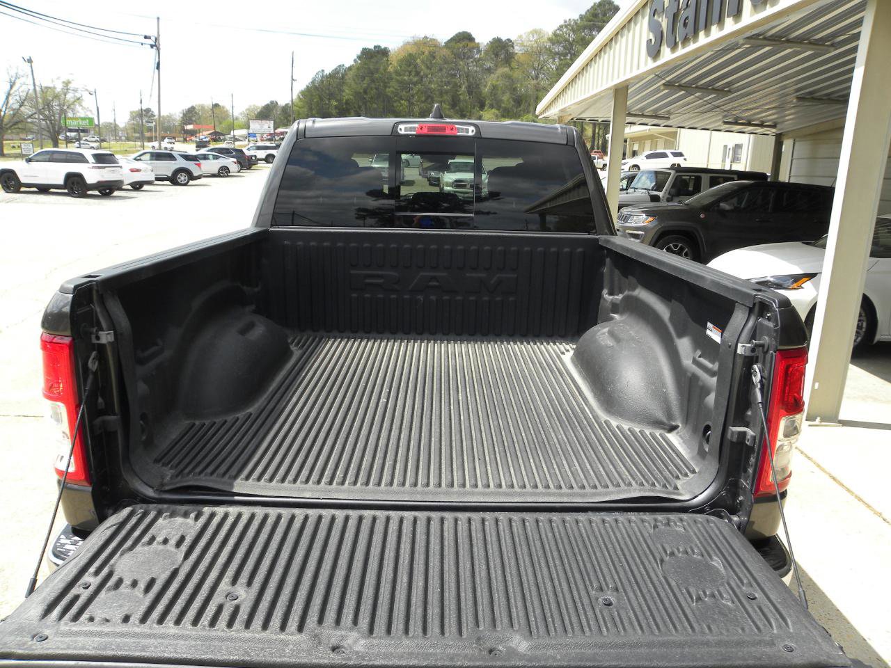Used 2022 RAM 1500 Big Horn image 9