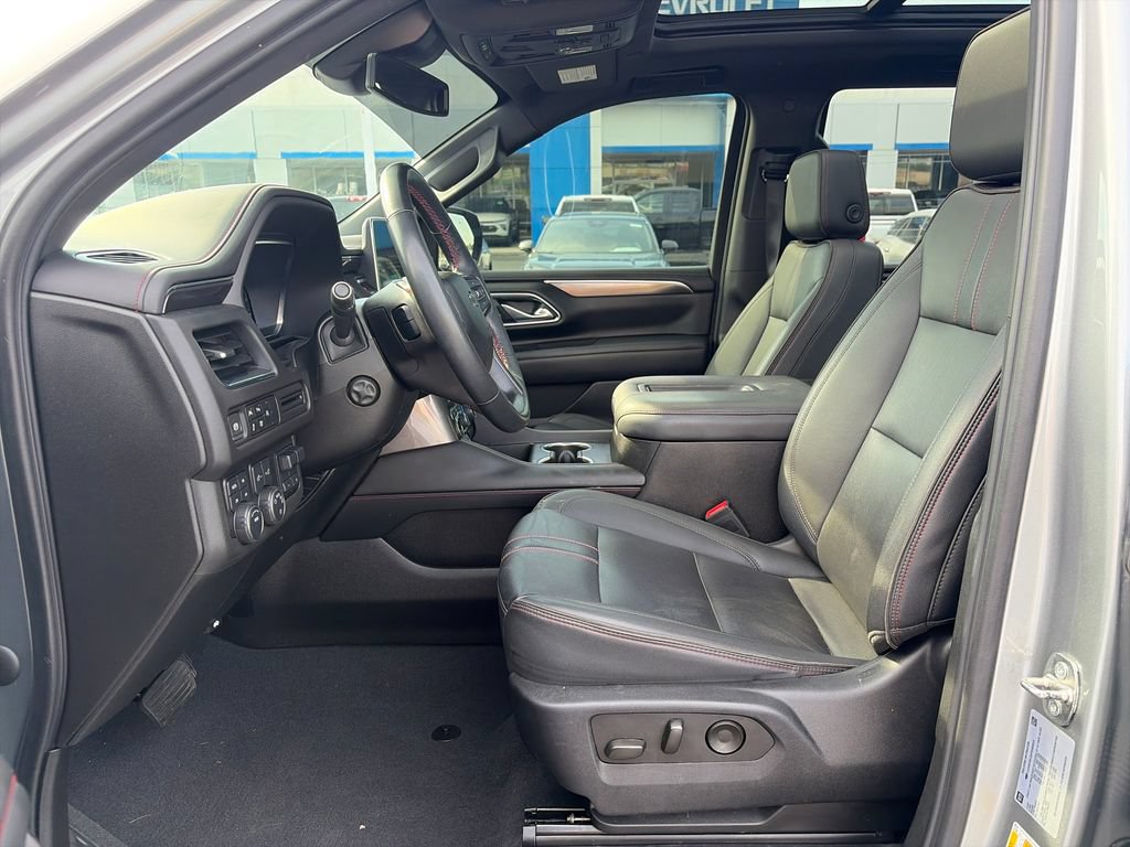 Used 2023 Chevrolet Tahoe RST AWD/4WD image 16