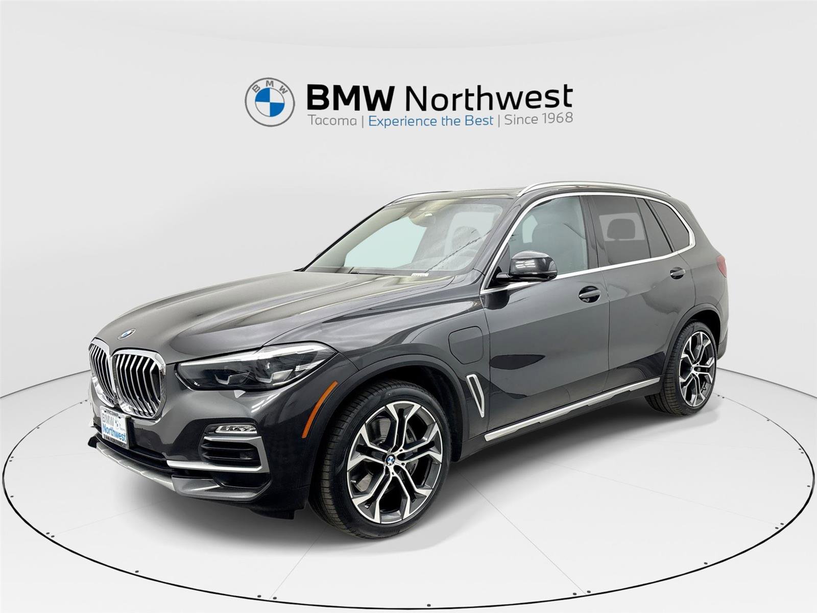 Used 2021 BMW X5 xDrive45e w/ Premium Package image 1