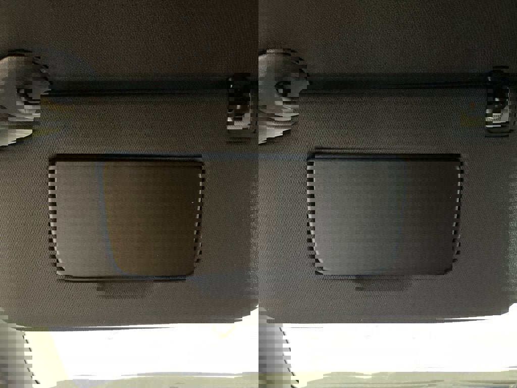 New 2026 Chevrolet Equinox LT w/ Convenience Package II image 21