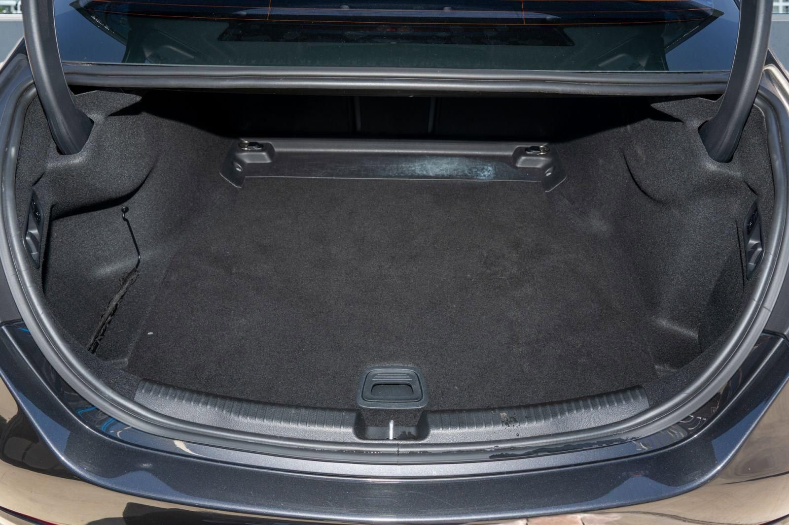 Used 2022 Mercedes-Benz C 300 Sedan image 9