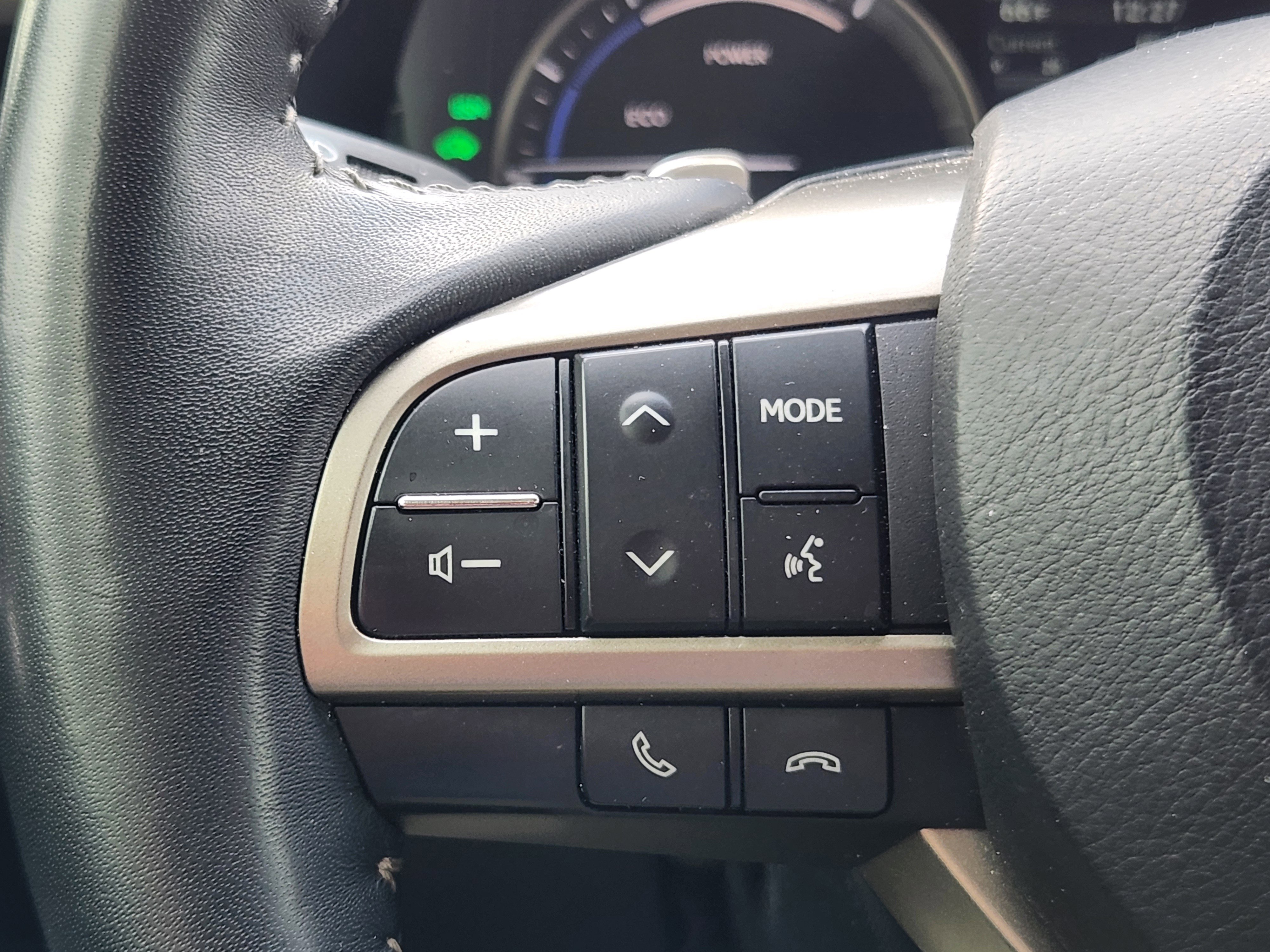 Used 2020 Lexus RX 450h AWD w/ Luxury Package image 30