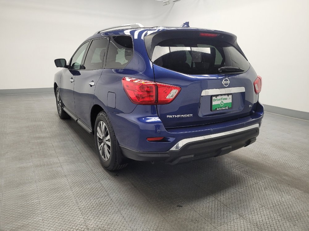 Used 2019 Nissan Pathfinder SL image 5