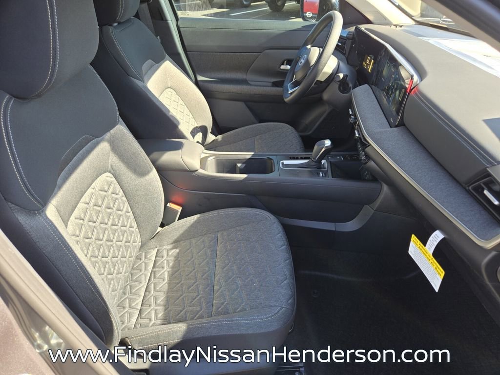 New 2026 Nissan Kicks SV w/ Charging Package FWD image 16