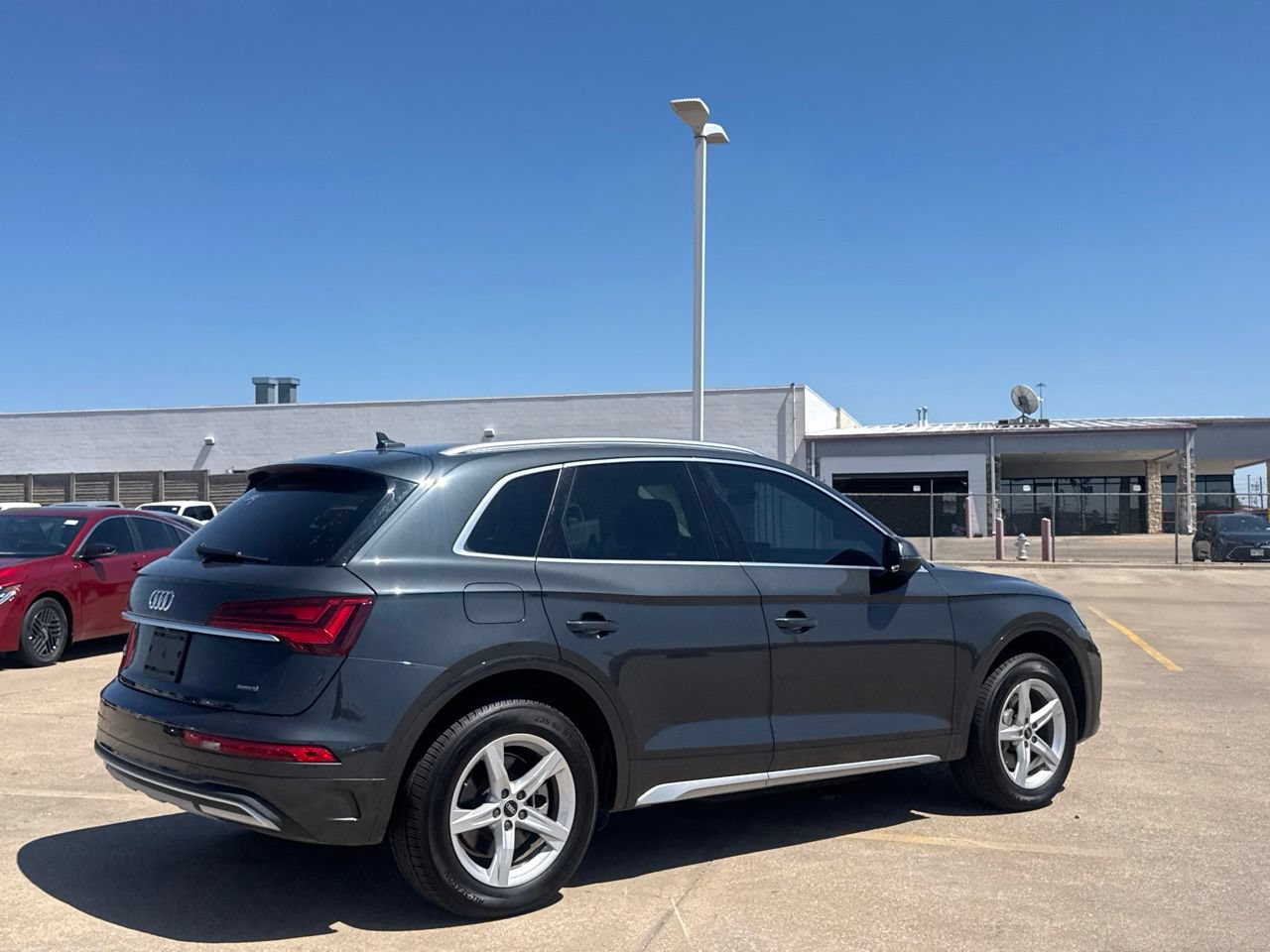 Used 2021 Audi Q5 2.0T Premium w/ Convenience Package AWD/4WD image 25