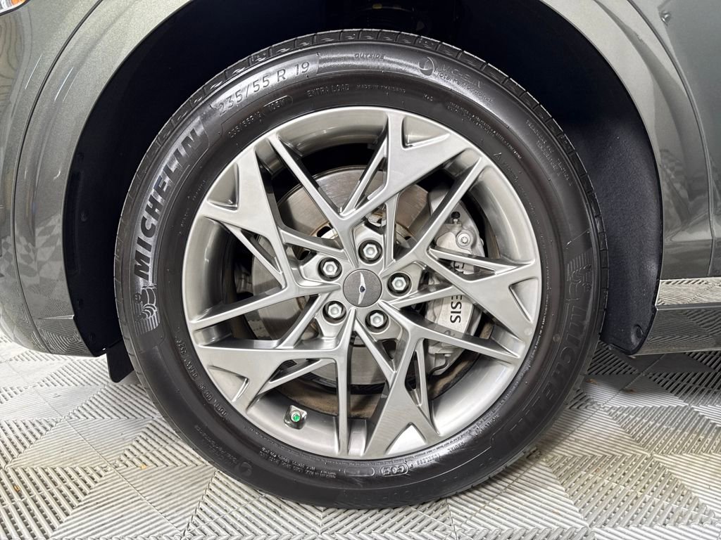 Certified 2025 Genesis GV70 2.5T image 22