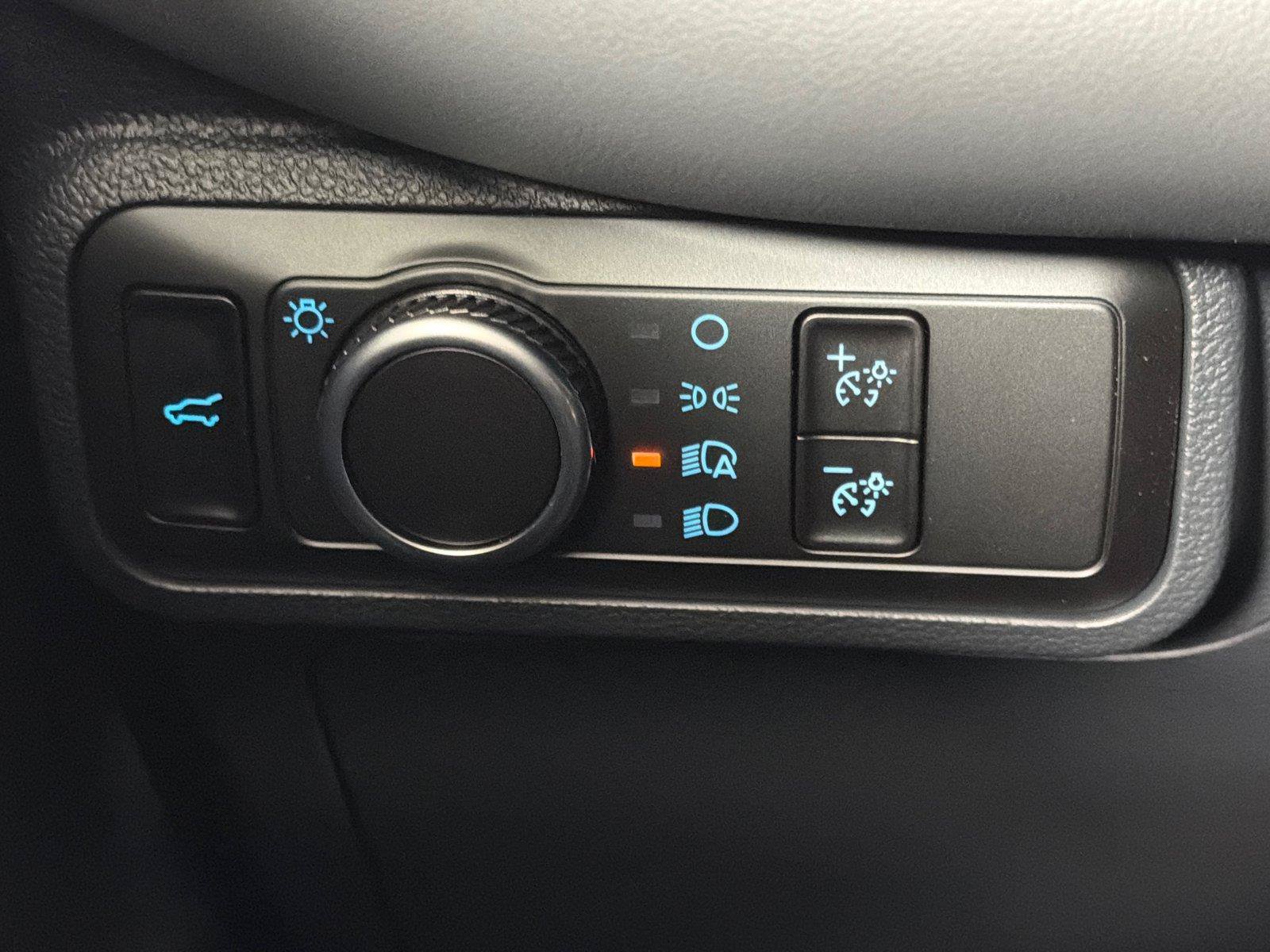 Used 2026 Ford Explorer Active RWD image 31