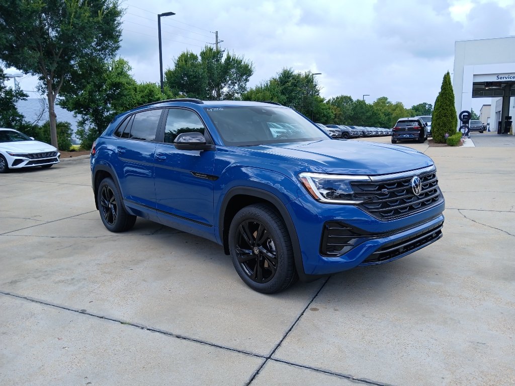 New 2026 Volkswagen Atlas Cross Sport SEL R-Line AWD/4WD image 1