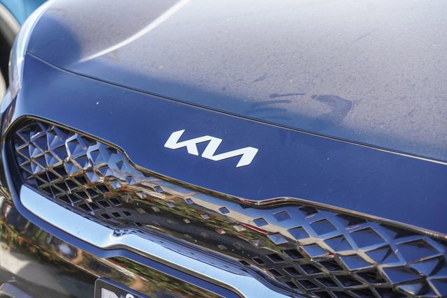 Used 2022 Kia Niro LXS w/ Digital Cluster Package image 8