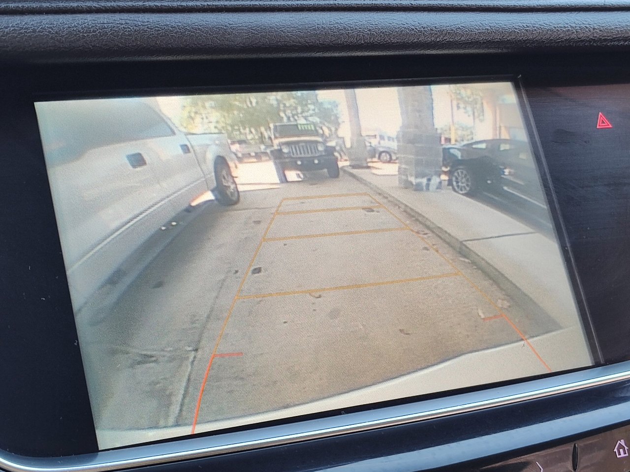 Used 2018 Cadillac XT5 Luxury w/ Driver Awareness Package image 30