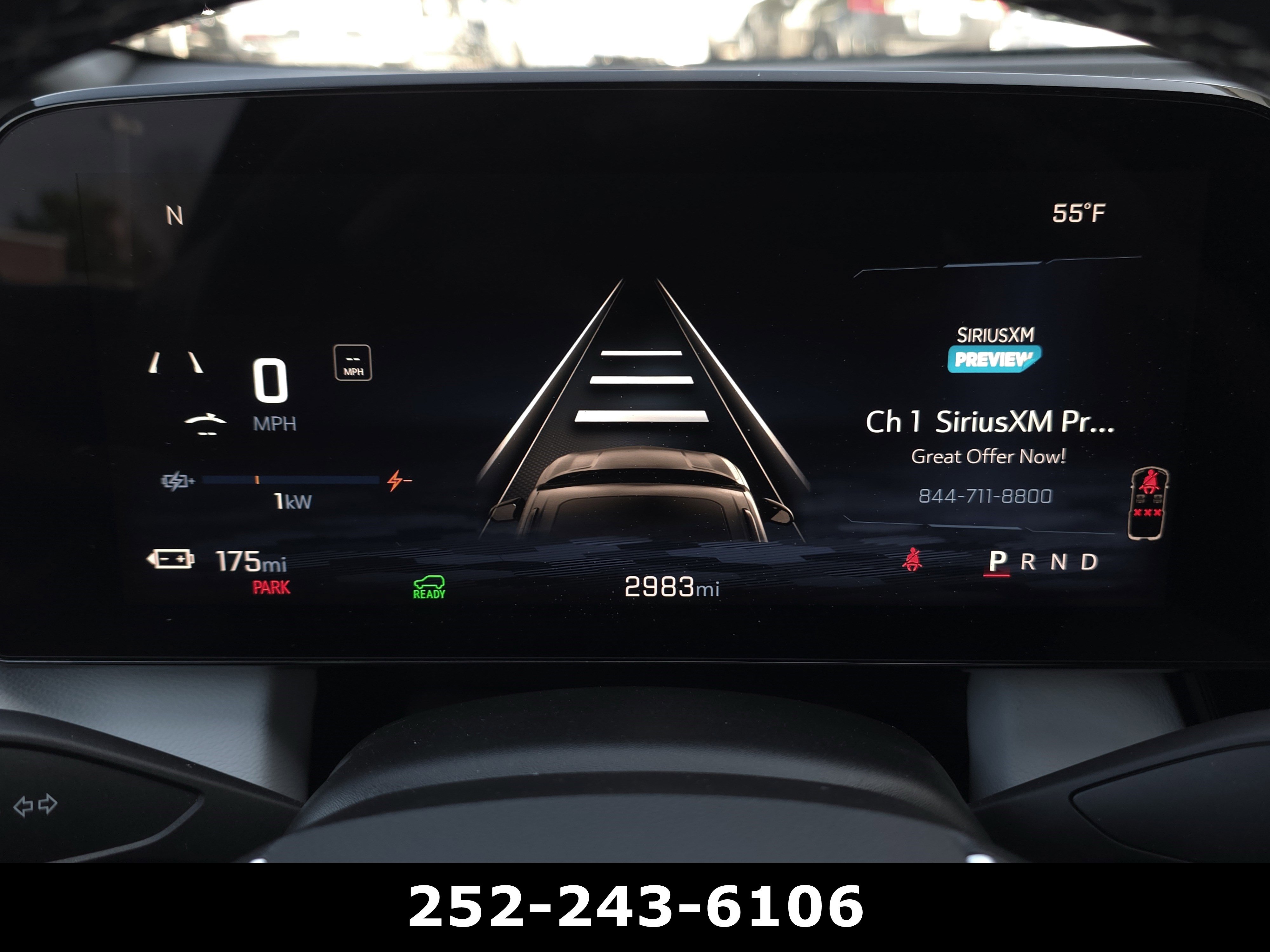 Used 2025 Chevrolet Equinox EV LT image 27