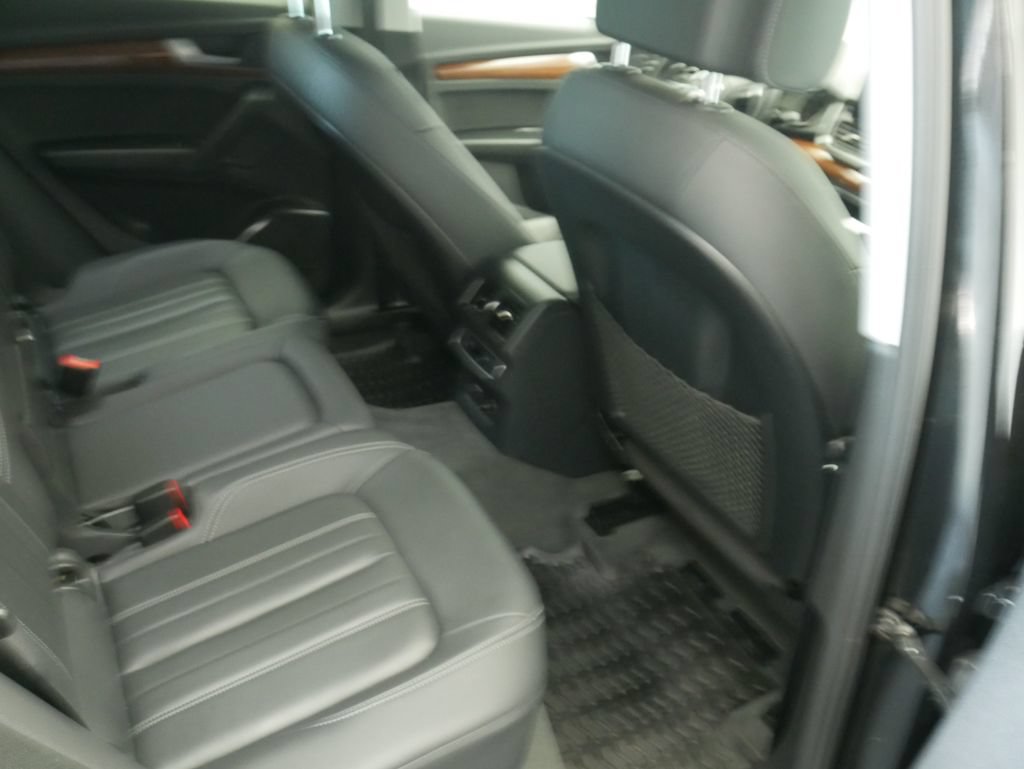 Certified 2023 Audi Q5 2.0T Premium w/ Convenience Package AWD/4WD image 29