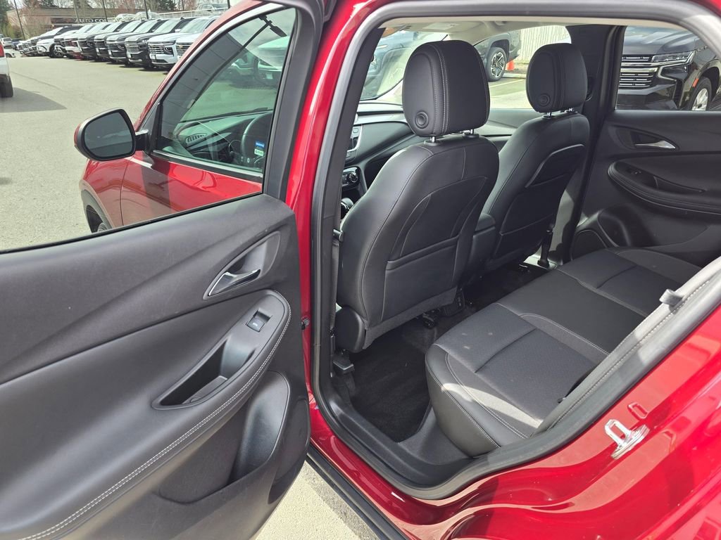 Used 2022 Buick Encore GX Preferred w/ Cold Weather Comfort Package image 15