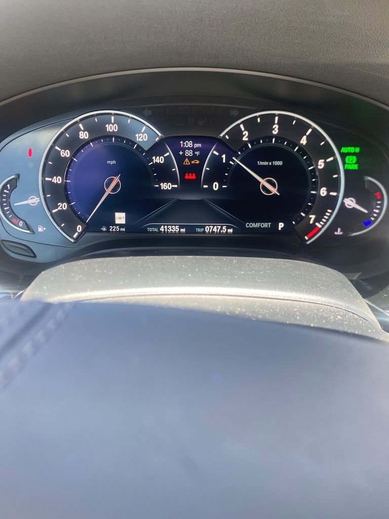 Used 2019 BMW 530i xDrive AWD/4WD image 9