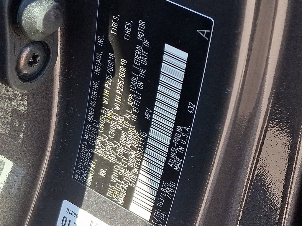 Used 2025 Toyota Sienna Platinum image 27