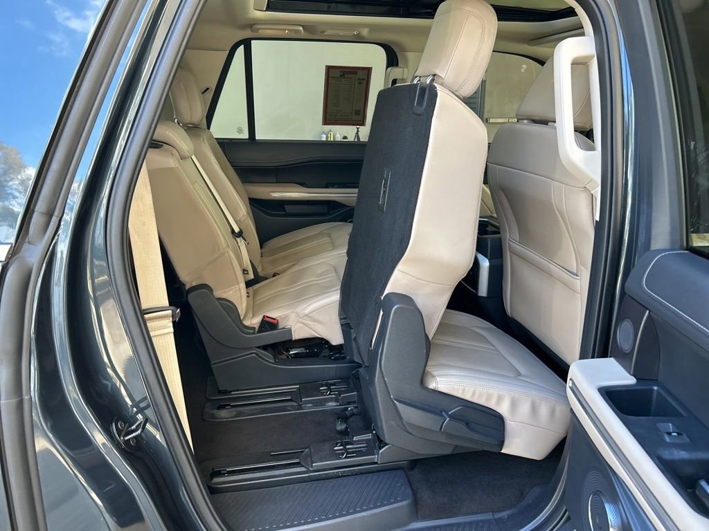 Used 2023 Ford Expedition Max Limited image 29