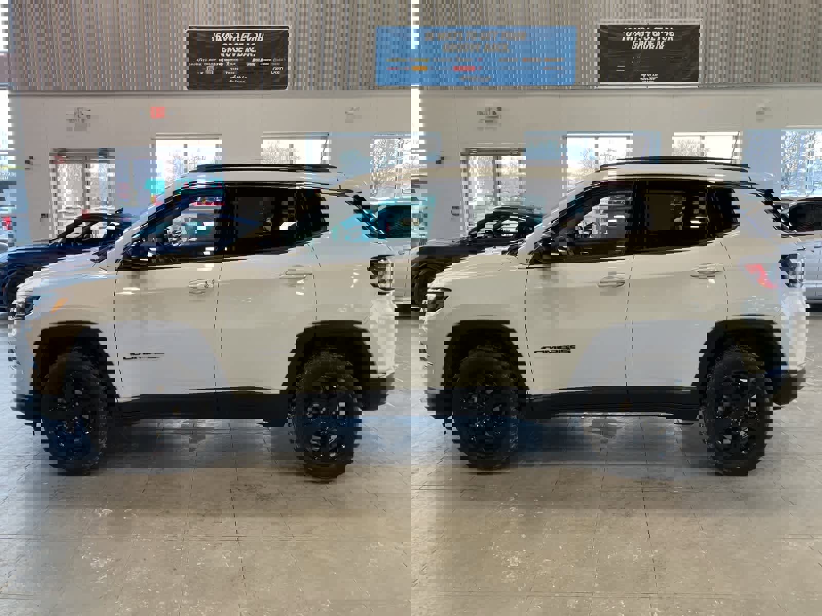 Used 2022 Jeep Compass Latitude image 8