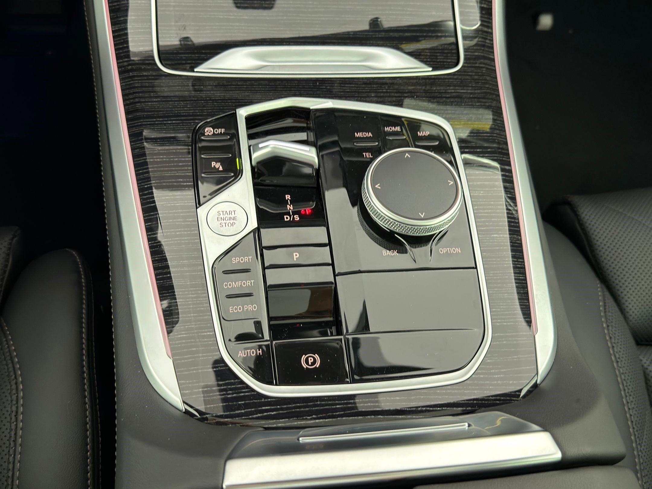 New 2026 BMW X5 sDrive40i w/ M Sport Package image 26