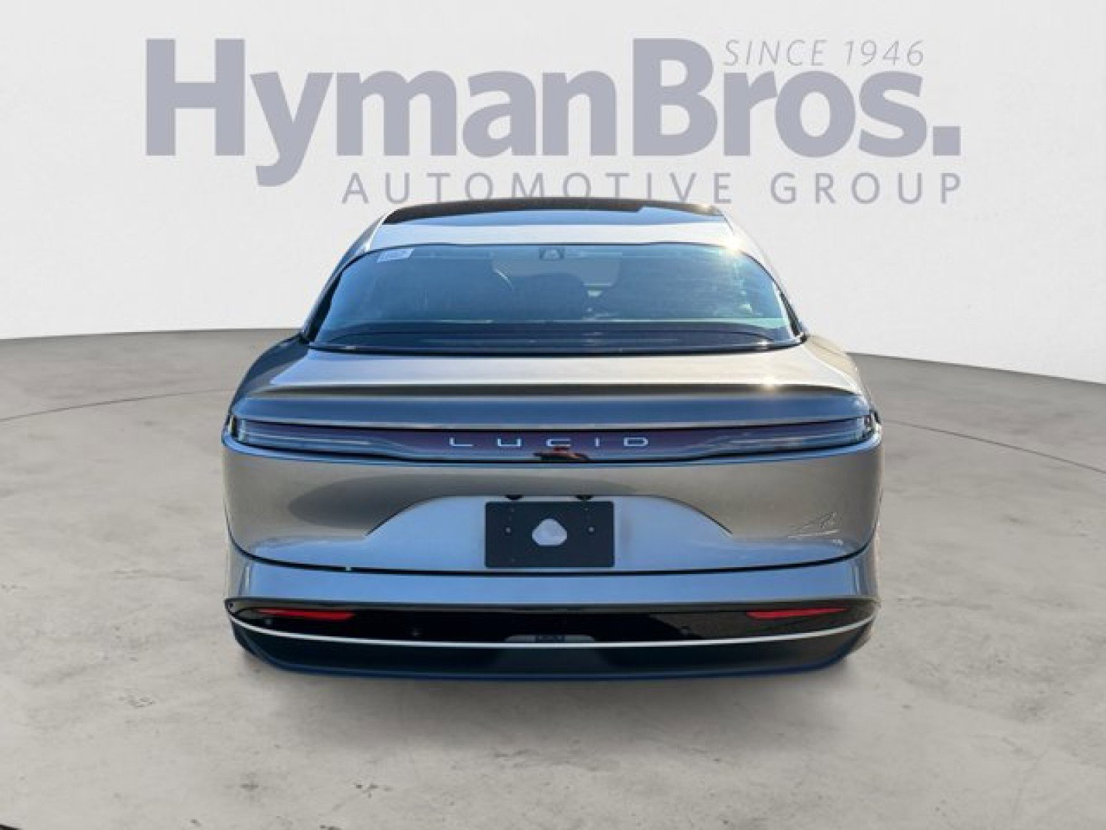 Used 2023 Lucid Air Grand Touring image 4