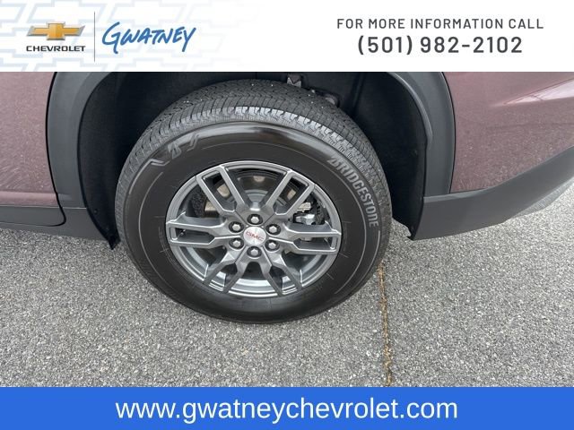 Used 2025 GMC Acadia Elevation FWD image 10