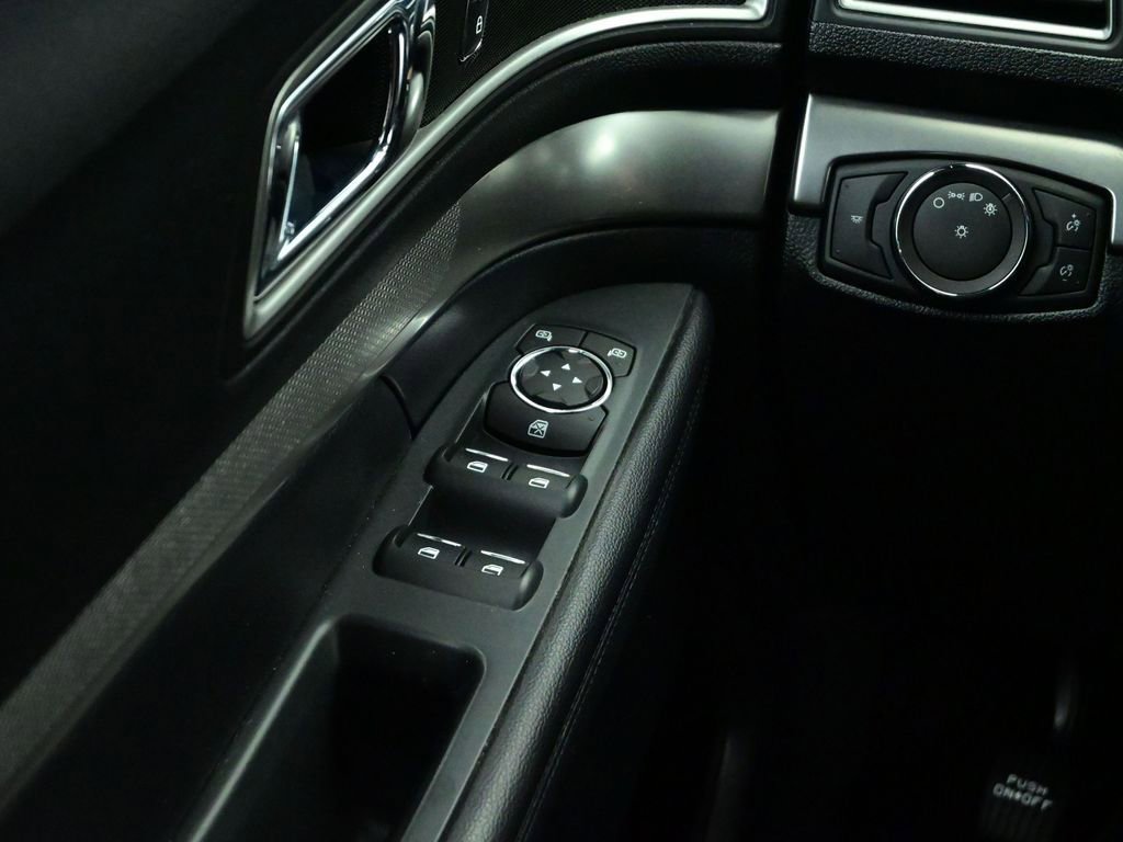 Used 2019 Ford Explorer XLT image 42