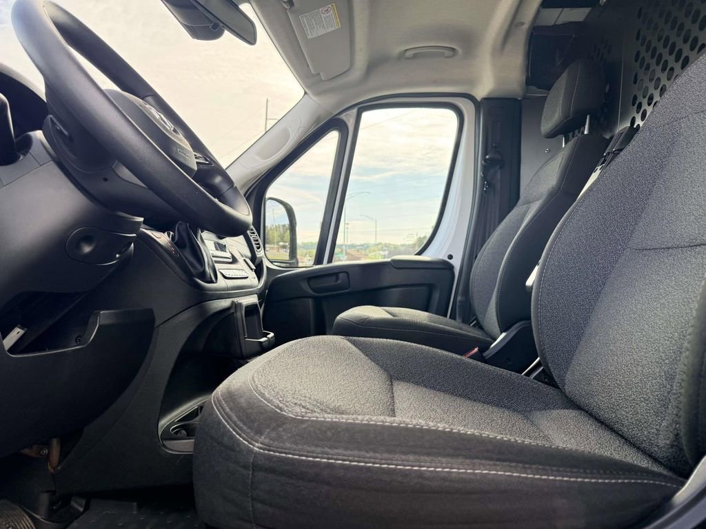 Used 2023 RAM ProMaster 2500 image 23