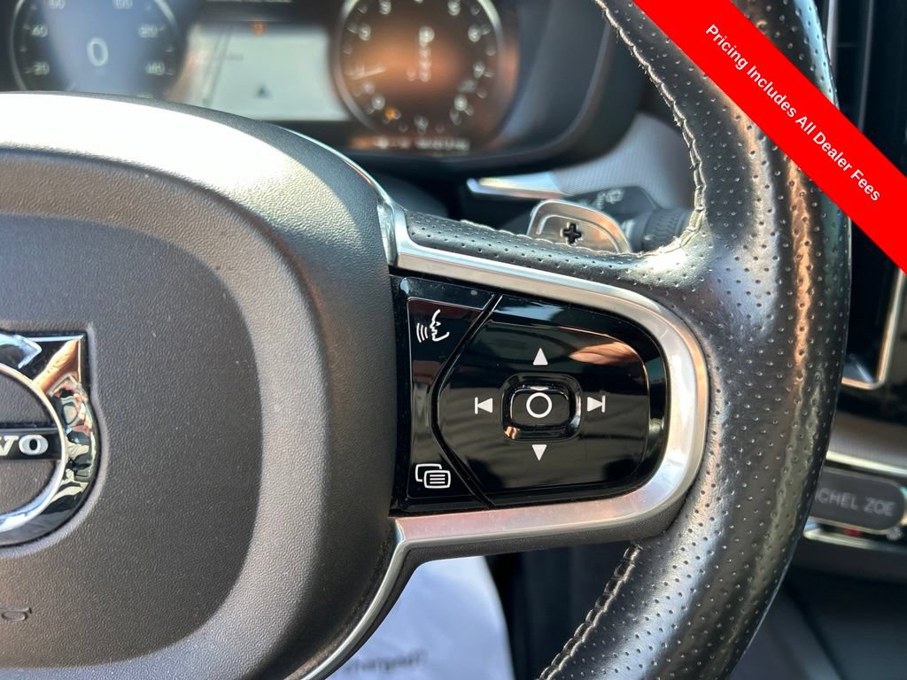 Used 2018 Volvo XC60 T5 R-Design w/ Convenience Package AWD/4WD image 8
