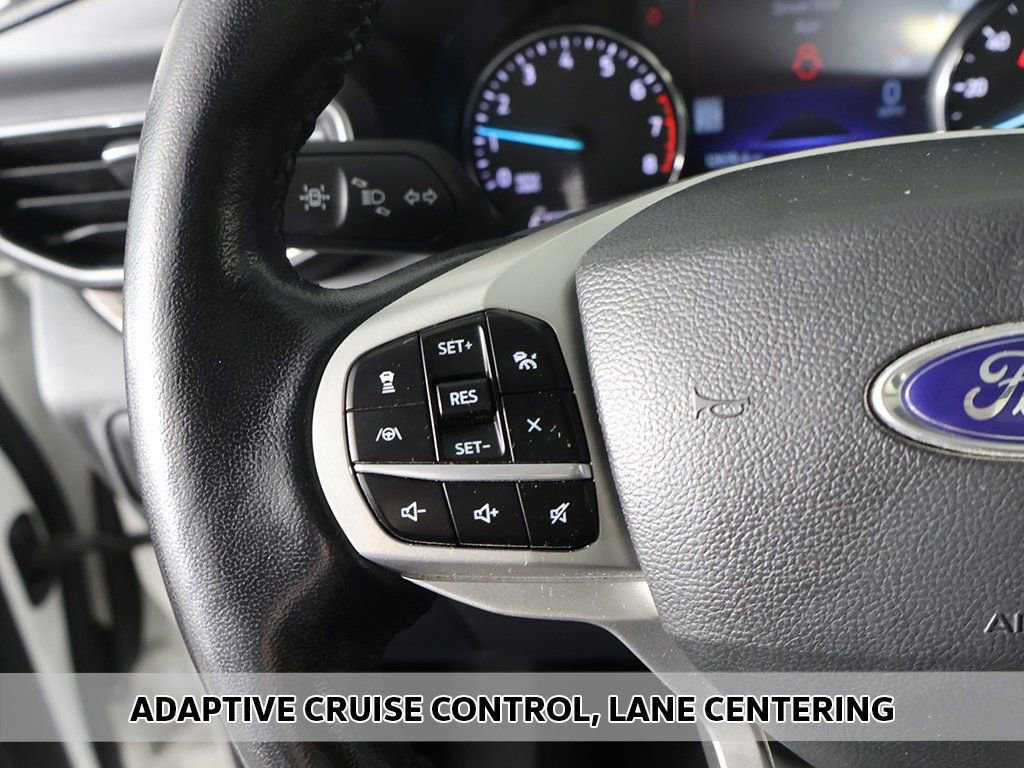 Used 2022 Ford Explorer Limited w/ Limited Technology Package image 5