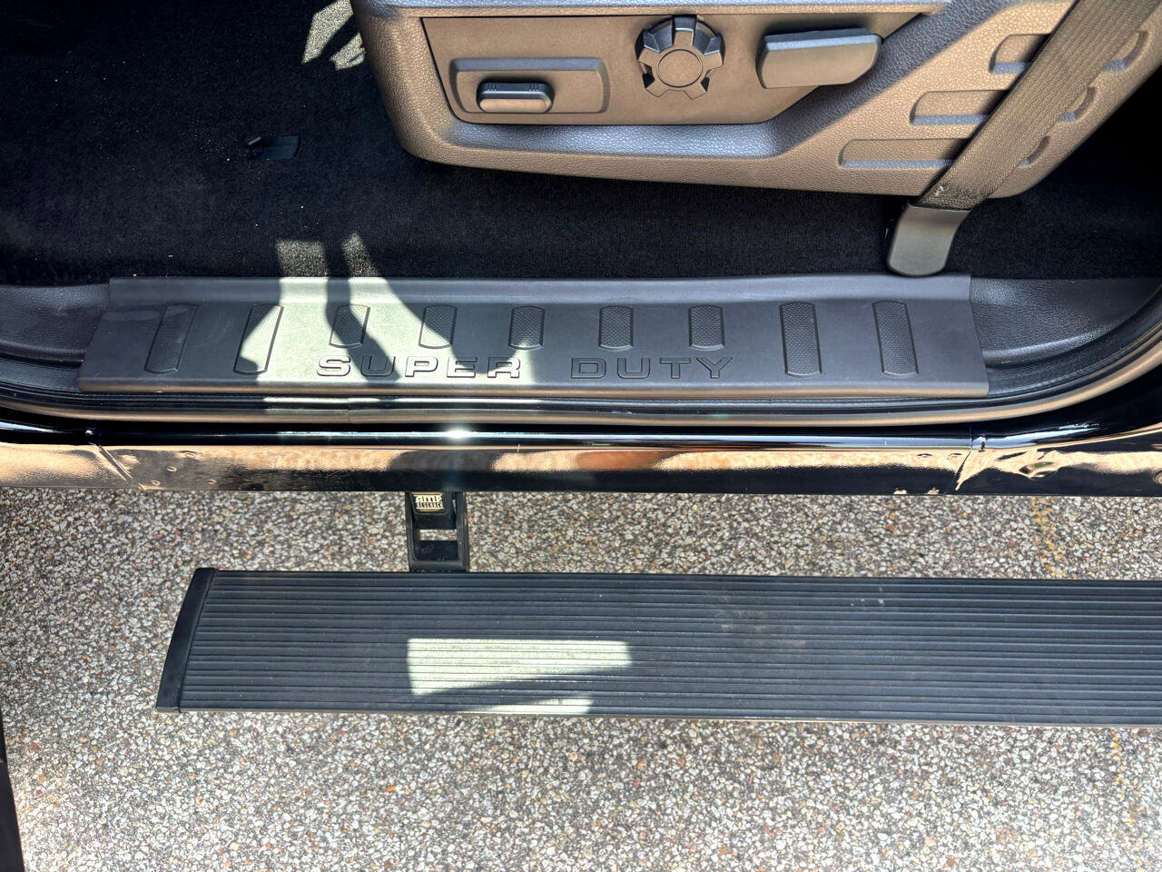 Used 2009 Ford F350 Harley-Davidson image 17