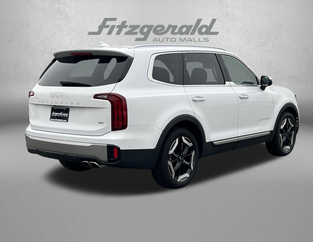 Used 2025 Kia Telluride S image 7