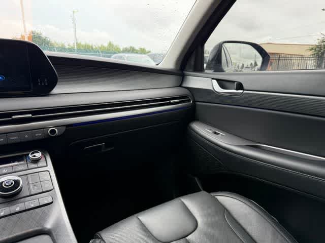 Used 2024 Hyundai Palisade Limited FWD image 8
