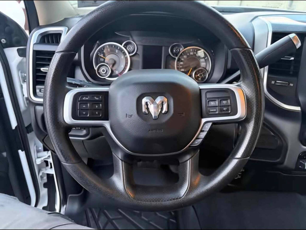Used 2019 RAM 3500 Big Horn AWD/4WD image 14