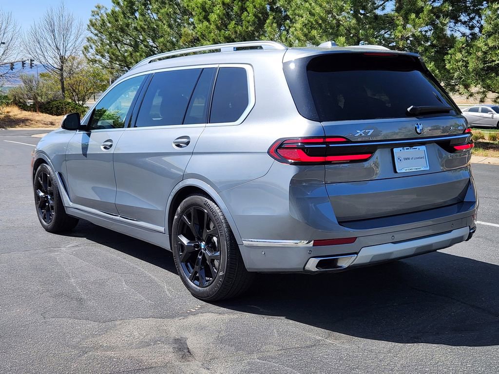 Used 2024 BMW X7 xDrive40i w/ Premium Package image 3