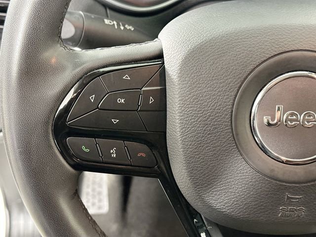 Used 2023 Jeep Cherokee Altitude Lux image 22